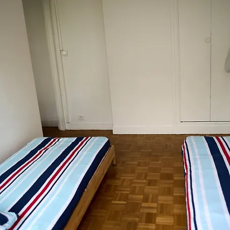 Entiry Apartment, Private In Paris
